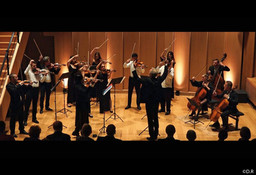 Chrtismas-Strings-and-lights_news_image_top